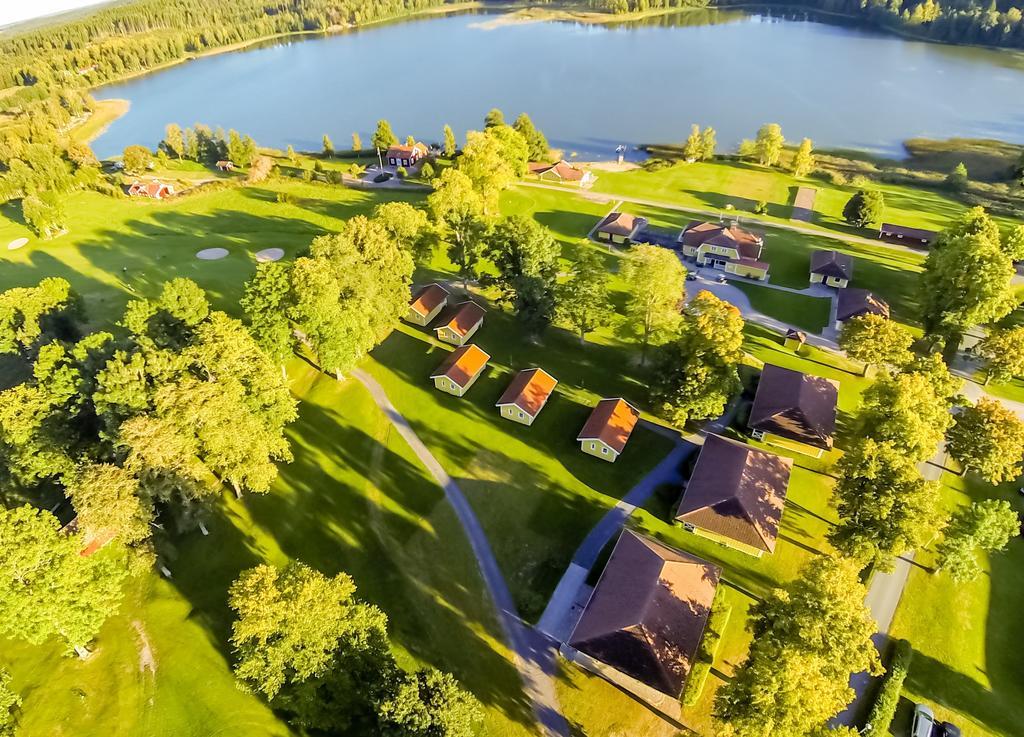 Wiredaholm Golf & Konferens Hotel Vireda Bagian luar foto